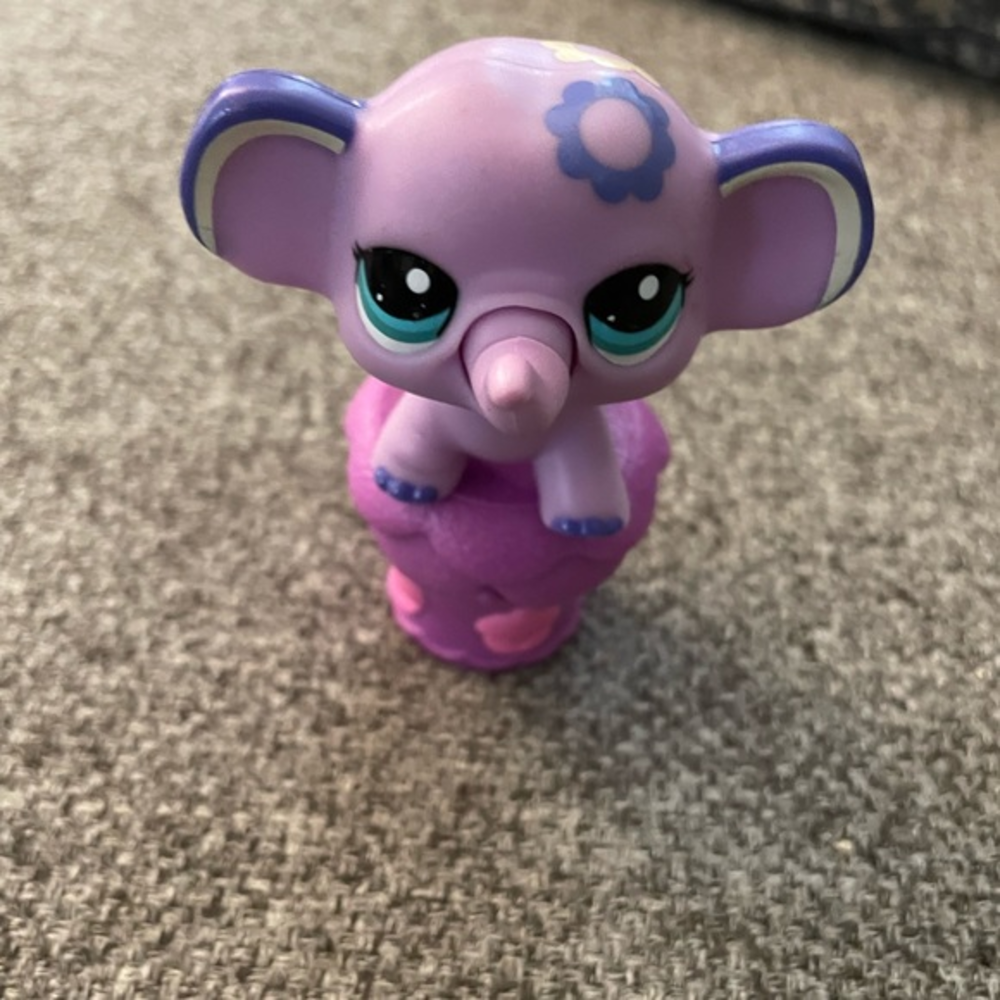 Littlest Pet‎ Shop Walkable Elephant